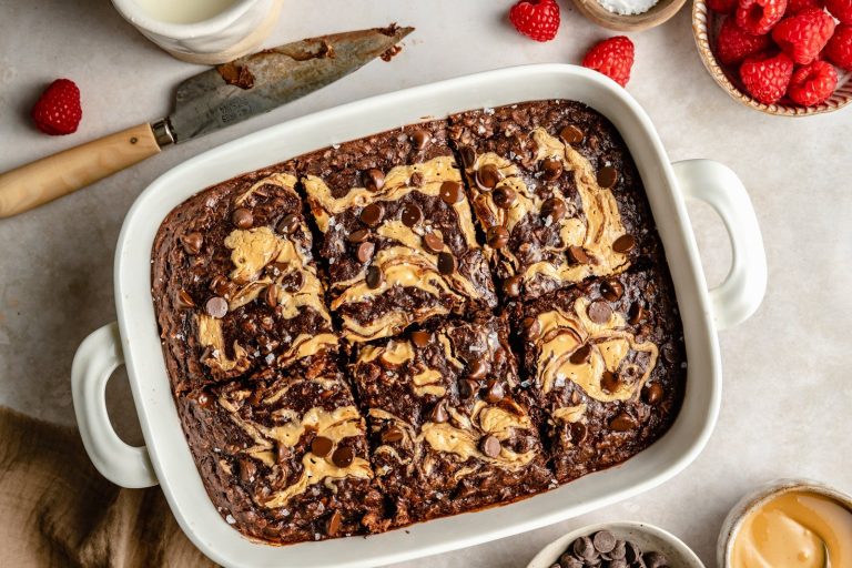 15+ Hearty & Cozy Baked Oatmeal Recipes