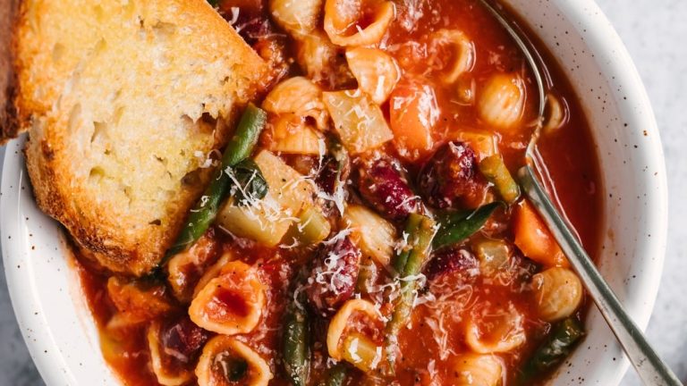 The Best Minestrone Soup Recipe