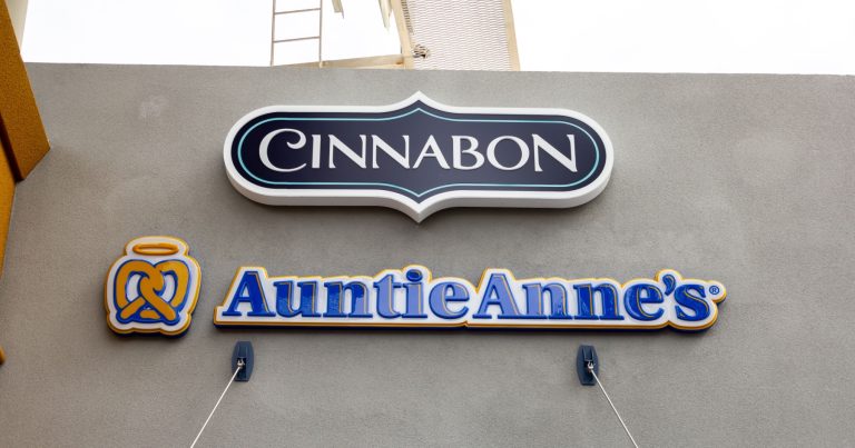 Outside the mall, the future of Cinnabon and Auntie Anne’s is cobranding