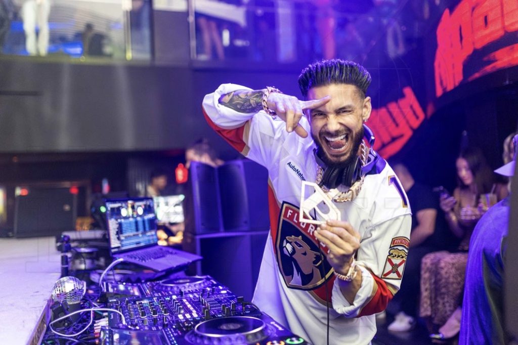 Pauly D at LIVONSUNDAY | World Red Eye