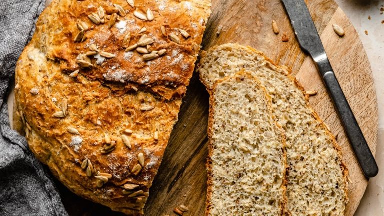 The Best No Knead Honey Oat Artisan Bread